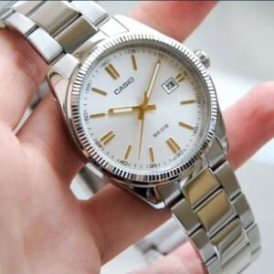 Casio Enticer MTP-1302D-7A2V: La Elegancia Atemporal en tu Muñeca