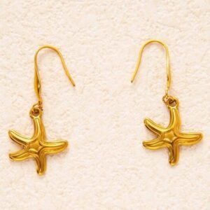 Aretes dorados con forma de estrella de mar