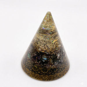 Cono: Místico de Protección y Transmutación