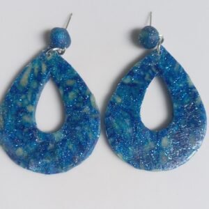 Aretes grandes de arcilla polimerica